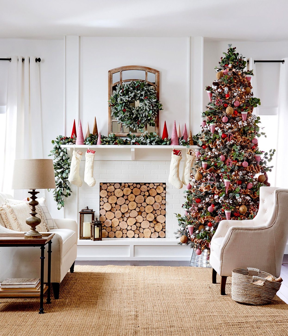 christmas home decoration Niche Utama Home  Christmas Living Room Ideas to Get Your Home Ready for the Holidays