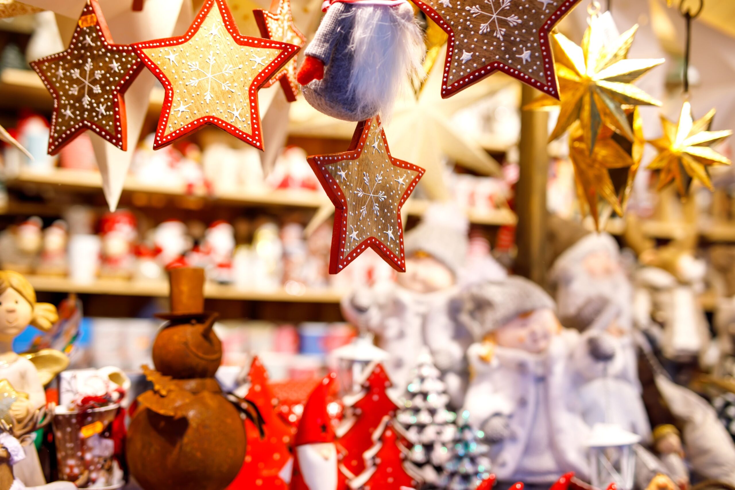 Get In The Holiday Spirit At Our Cozy Christmas Decor Shop!