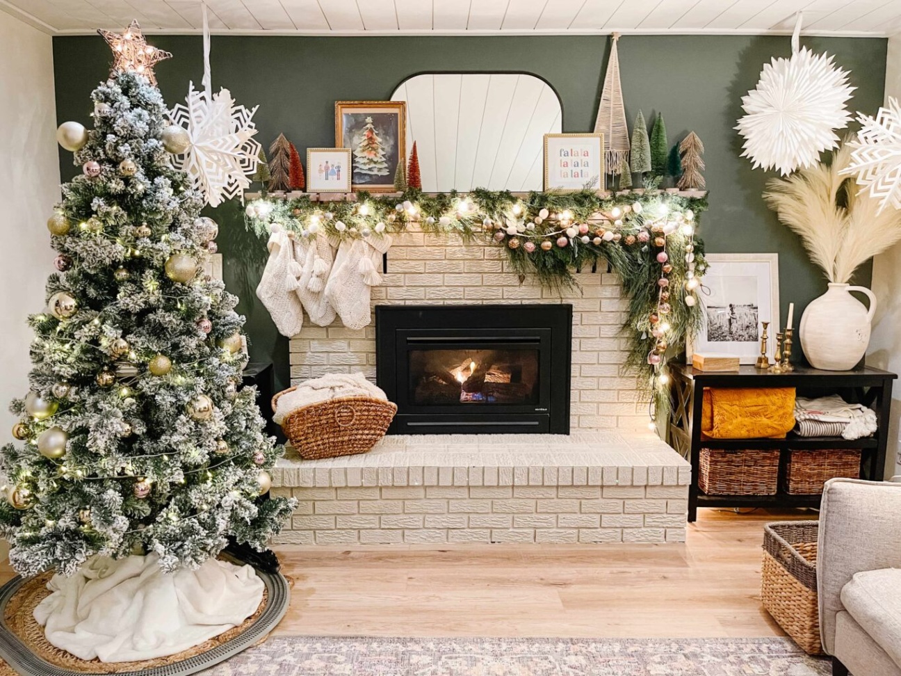 Cozy Up Your Home: 15 Creative Christmas Fireplace Décor Ideas